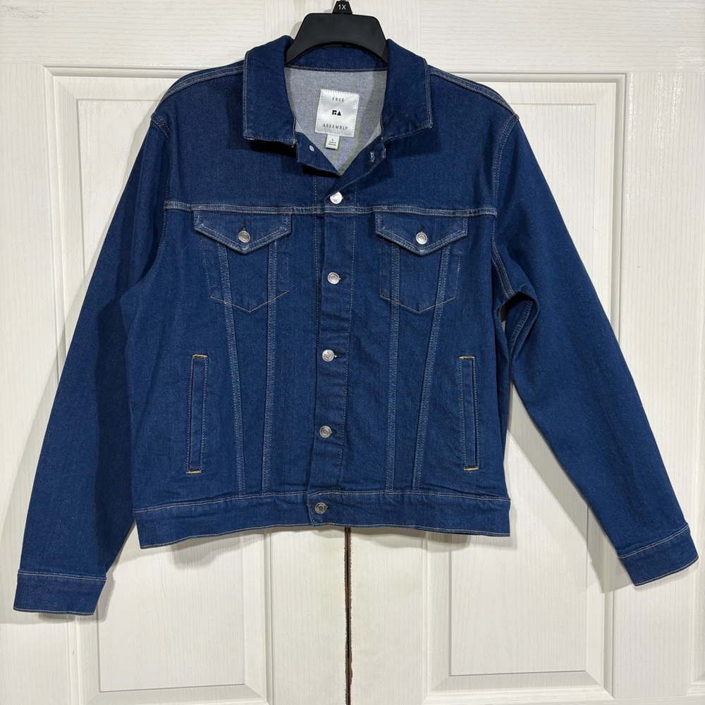 Free Assembly Jean Jacket Women's Button Up Denim Blue Dark Wash Size L